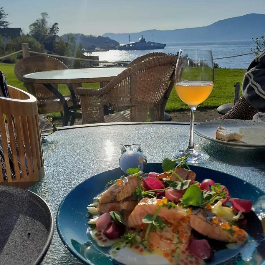 Smaken Av Ryfylke Event As Overnatting, Bygningen Drives Ikke Som Hotell Hjelmeland Exterior photo