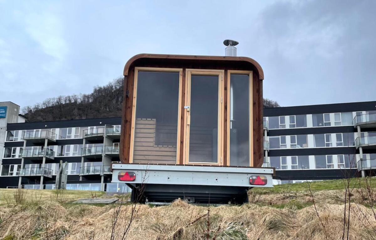 Smaken Av Ryfylke Event As Overnatting, Bygningen Drives Ikke Som Hotell Hjelmeland Exterior photo